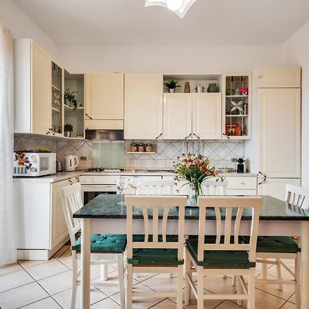 Roomy And Bright Apartment With Balconies X6 Catania Exterior foto